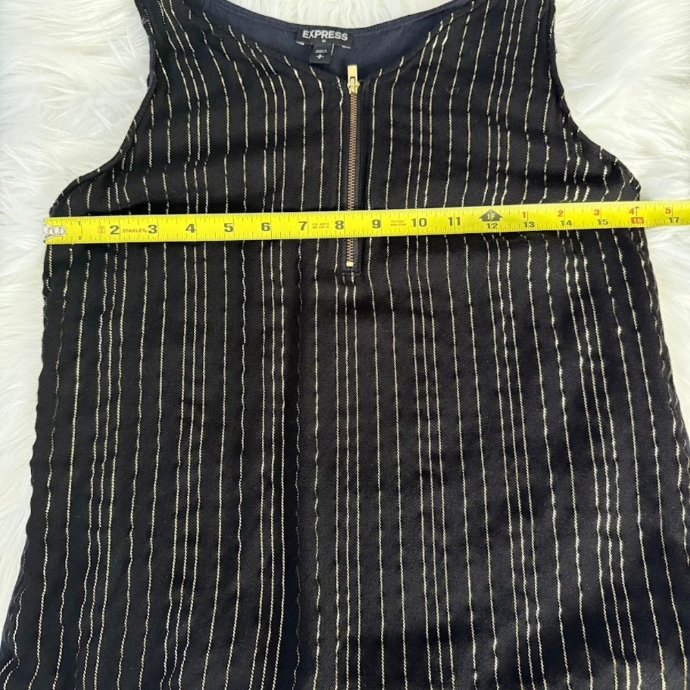 Express Tank Top Womens Small Black Gold Metallic Pinstripe Zip Excellent Glam - Picture 4 of 6